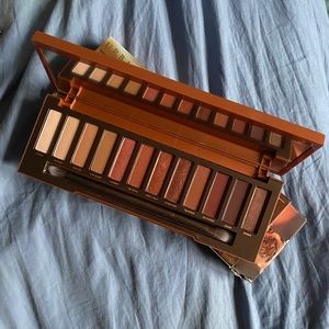 Urban Decay Naked Heat Palette